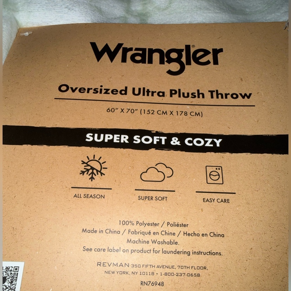 NEW WRANGLER OVERSIZED ULTRA PLUSH THROW 60x70 WHITE PALE SAGE GREEN HATS BOOTS - Picture 9 of 11
